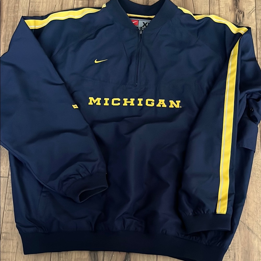 Nike Navy and Yellow Michigan Pullover